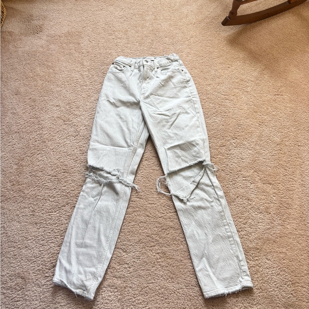 Abercrombie & Fitch White Straight Leg Jeans with Distressed Knees